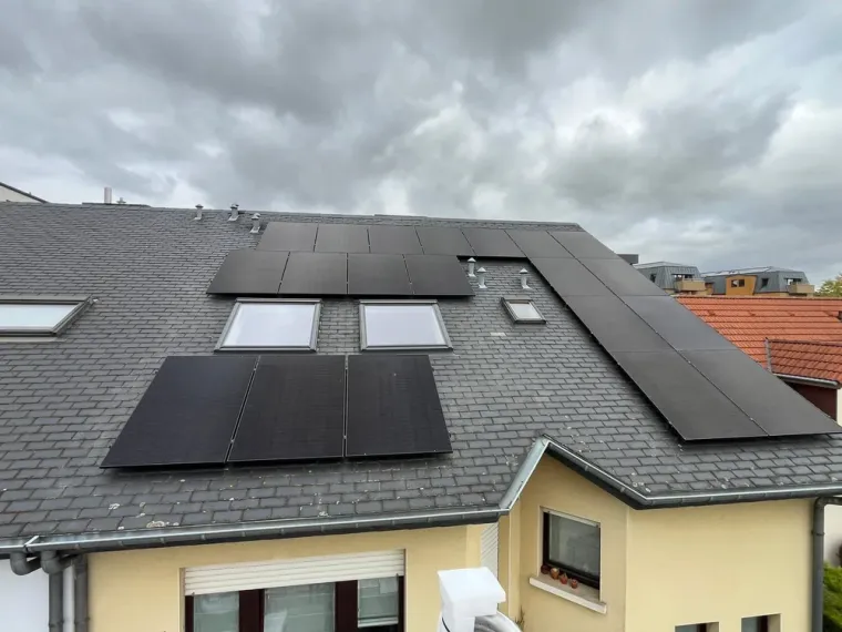 L'importance d'installer des panneaux photovoltaïques couplés à une batterie de stockage pour stocker son électricité, Beauvais, ENRLUX France